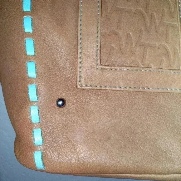 Western Trendition Light Tan soft Leather purse with Turquoise Weaving - Picture 4 of 13